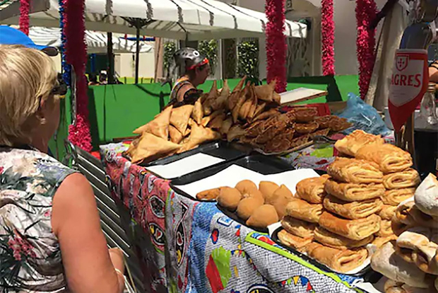 Lisbon: Alfama, Mouraria Neighborhood Walking Tour