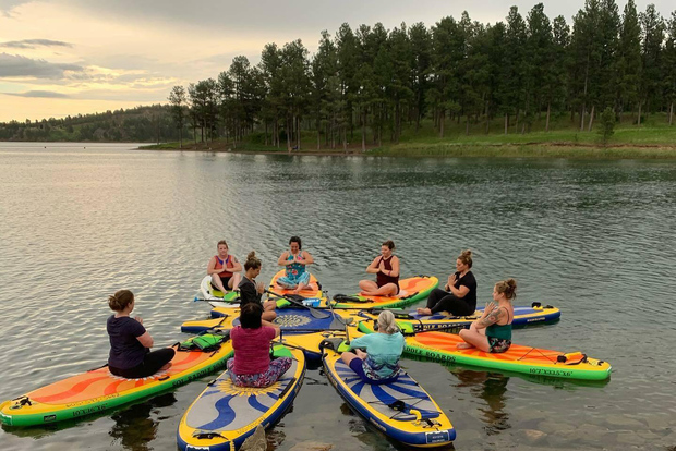 Pactola Lake: Private Kayak or Paddleboard Experience