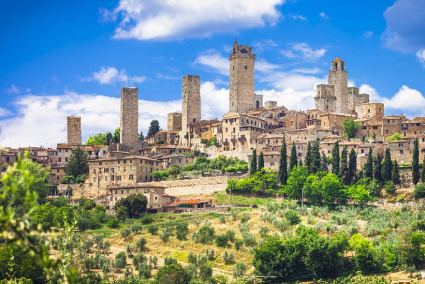 Florence: San Gimignano & Volterra Day Trip with Food & Wine