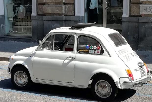 Джардини-Наксос или Таормина: тур «Крестный отец» на старинном автомобиле