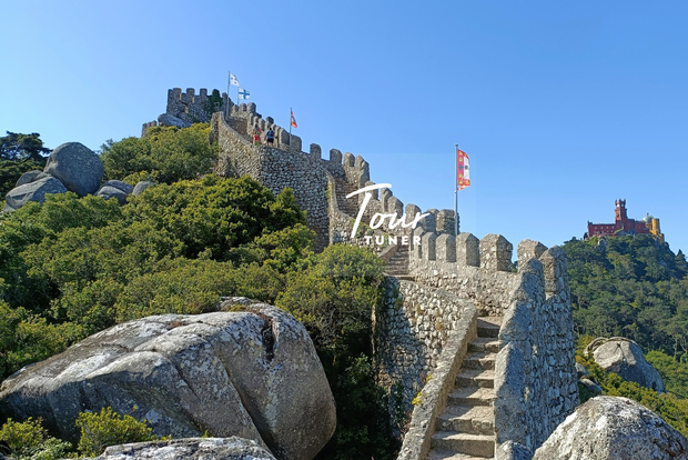 Sintra: Castello dei Mori. Palazzo Pena. Cabo da Roca. & Cascais