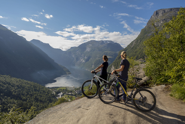 Geiranger Fjord: Downhill självguidad cykeltur