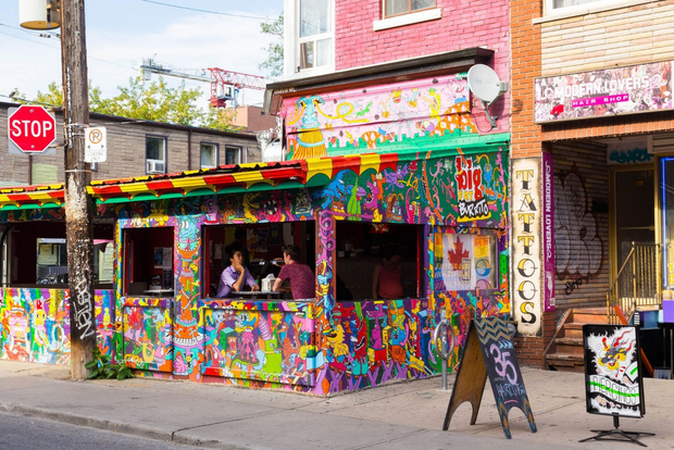 Toronto Food Tour with Local Foodie, Personalized & Private