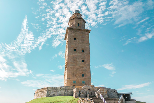 Von Santiago: Ganztägige Küstentour nach A Coruña und Betanzos