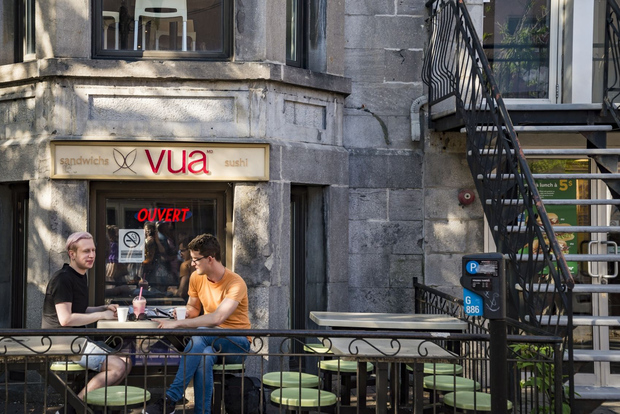 Montreal: Personalized Private Food Tour with a Local Foodie