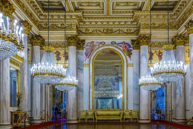 Torino: tour del Palazzo Reale e della cattedrale con ingresso prioritario