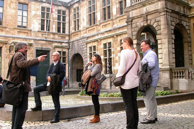 Antwerp: City Highlights Walking Tour