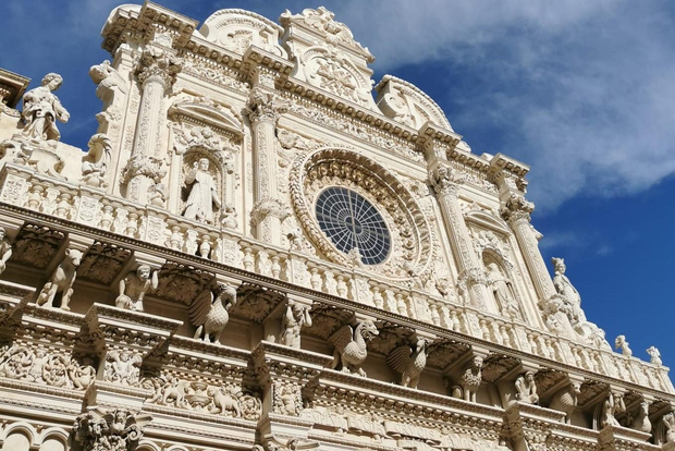 Lecce: Arquitectura Barroca y Paseo Subterráneo