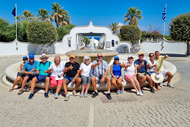 Città di Rodi e Lindos: tour privato in minibus