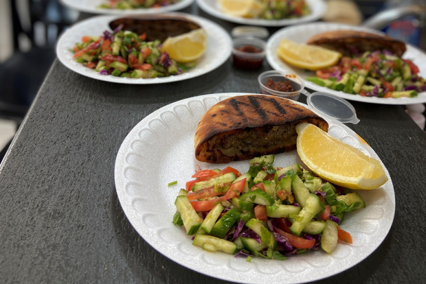 Tel Aviv: Passeio de 2 horas pelo mercado de pulgas de Jaffa com degustações