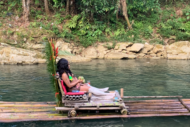 Montego Bay: River Rafting and Limestone Foot Massage