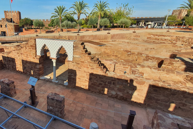 Da Albufeira: Escursione al Castello di Silves e Monchique