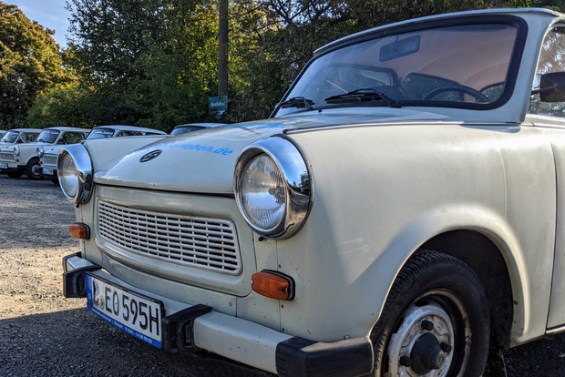 Schkeuditz: 4-Hour Vintage East German Trabant Rental