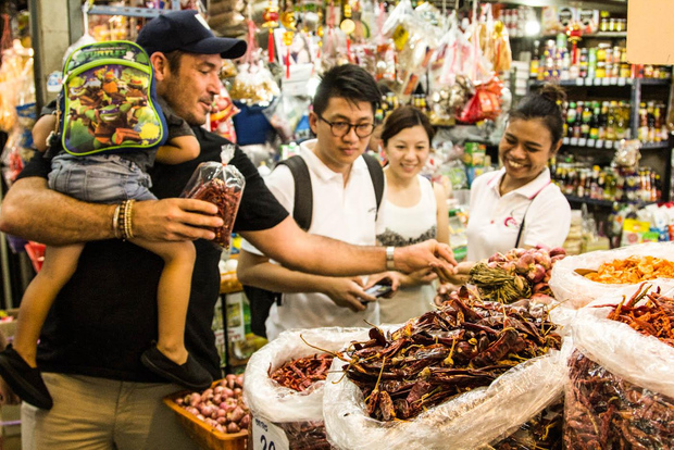 Bangkok: lezione di cucina tailandese e tour del mercato di Onnuch