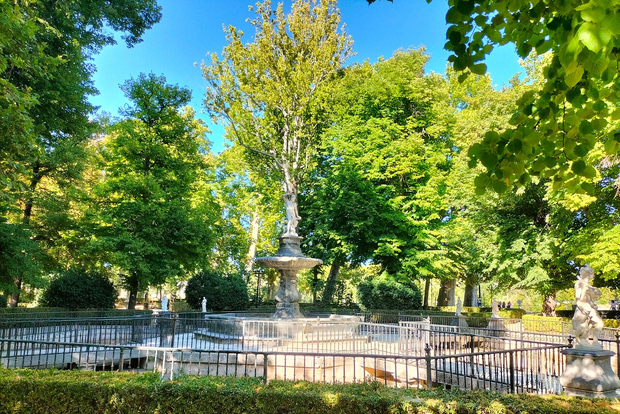 Aranjuez: City and Gardens Guided Walking Tour