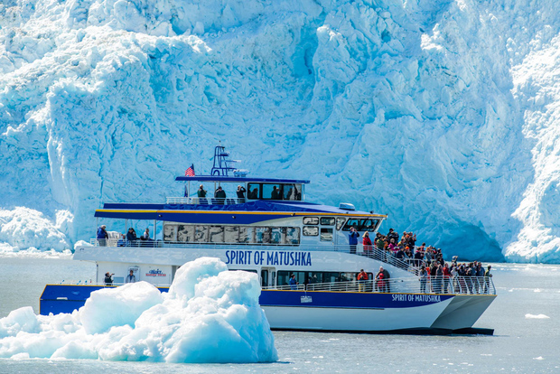 Seward: Kenai Fjords National Park 6-Hour Cruise