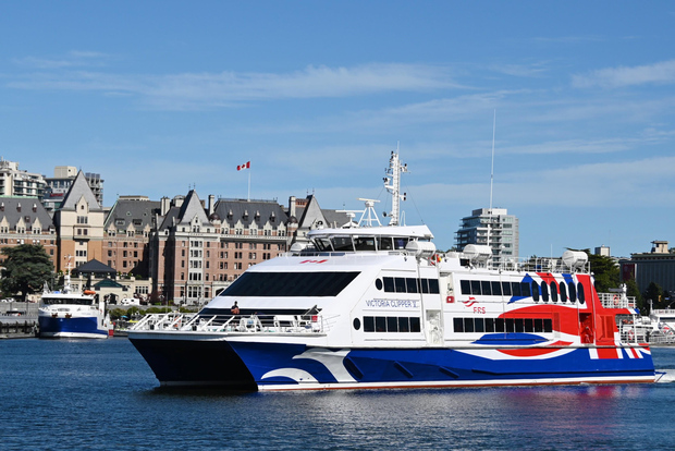 From Seattle: Ferry Day Trip from Seattle to Victoria