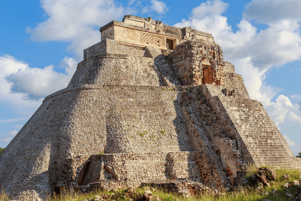 Mérida: Uxmal and Sotuta de Peon Hacienda Tour with Lunch