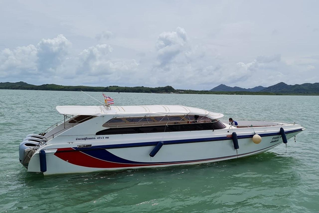 Krabi: Trasferimento in motoscafo tra Ao Nang e Phi Phi