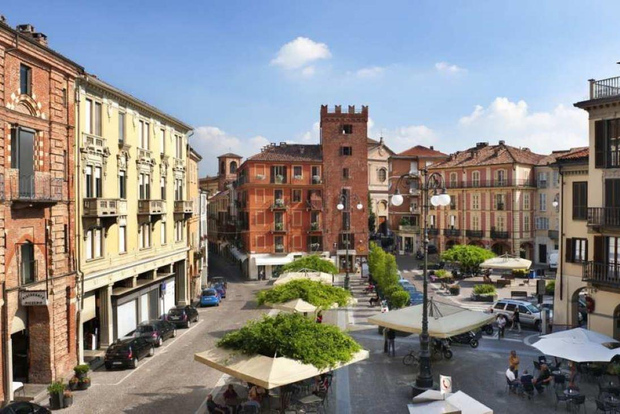 Asti : Goûtez les délices locaux et dégustez des vins lors d'une visite guidée