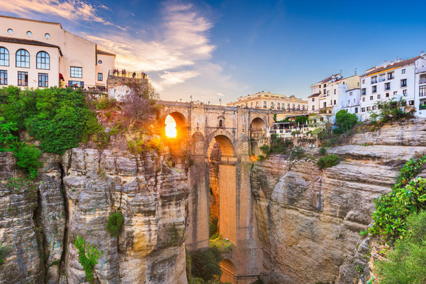 Från Costa del Sol: Ronda Village tur + Maestranza-biljett