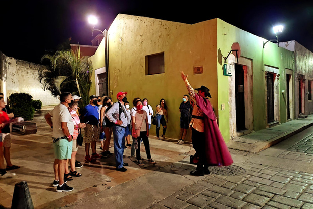 Campeche: Theatrical Performance of Mexican Tales