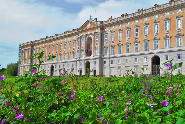 Caserta: Royal Palace of Caserta Guided Tour