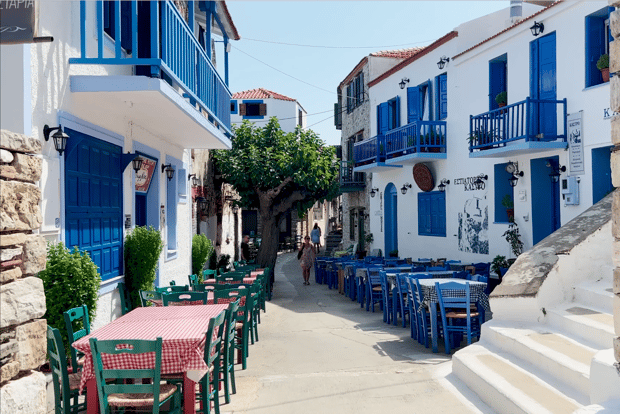From Skiathos: Skopelos and Alonissos Boat Trip with Stops
