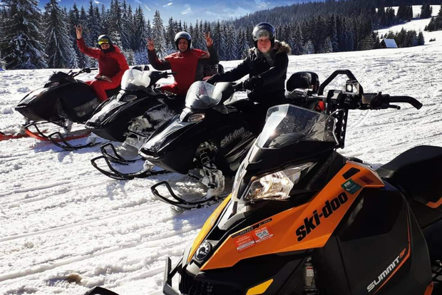 Da Cracovia: Motoslitta, Zakopane e bagni di Chochołowskie