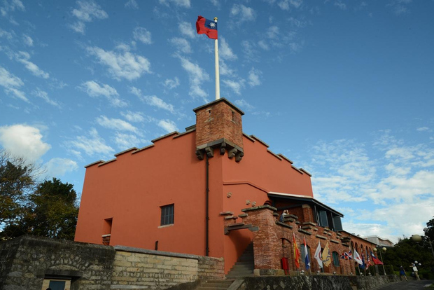 Fuerte de San Domingo, Museo Histórico de Tamsui: Combo de entradas
