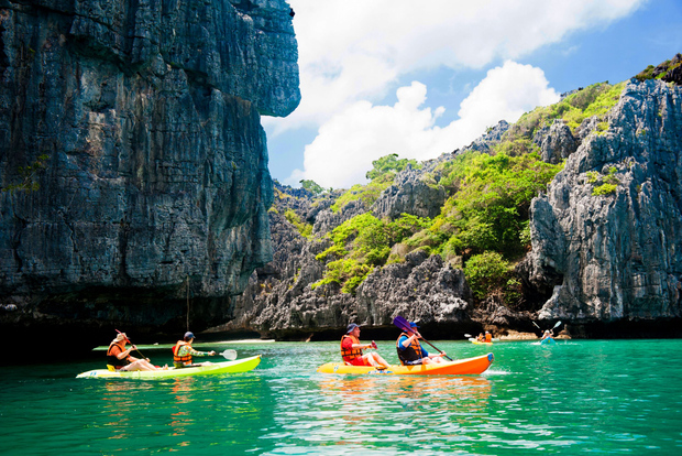Ang Thong: Parco Marino Tour di un giorno intero in kayak e snorkeling