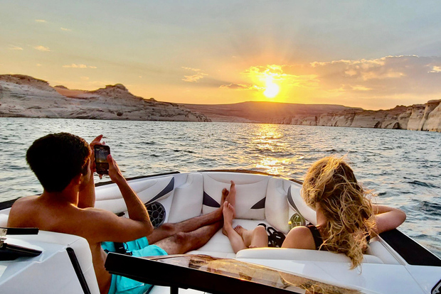 Page: Tour en barco por el Cañón del Antílope con el lago Powell y la presa Glen