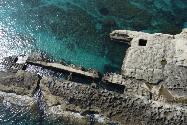 Тропея: круиз с маской и трубкой Scoglio delle Sirene с аперитивом