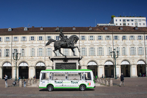 Turin: City Electric Bus Tour with Interactive Audio Guide