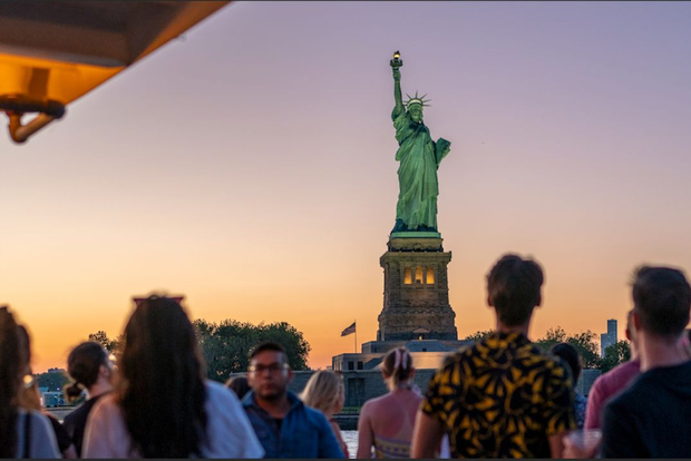 New York: biglietto per la crociera al tramonto alla Statua della Libertà