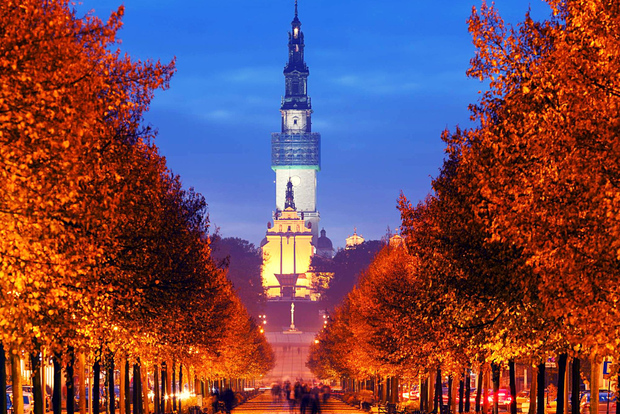 Da Varsavia: Tour per piccoli gruppi di Jasna Gora e della Madonna Nera