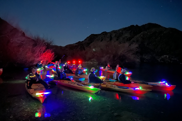 Von Las Vegas aus: Kajak-Tour bei Mondschein auf dem Colorado River
