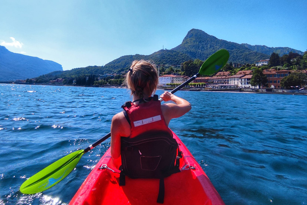 Valmadrera LC: Lake Como Kayak Rental with Aperitif