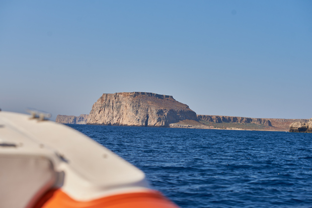 Plage de Falassarna : Croisière privée en petit bateau dans la lagune de Balos