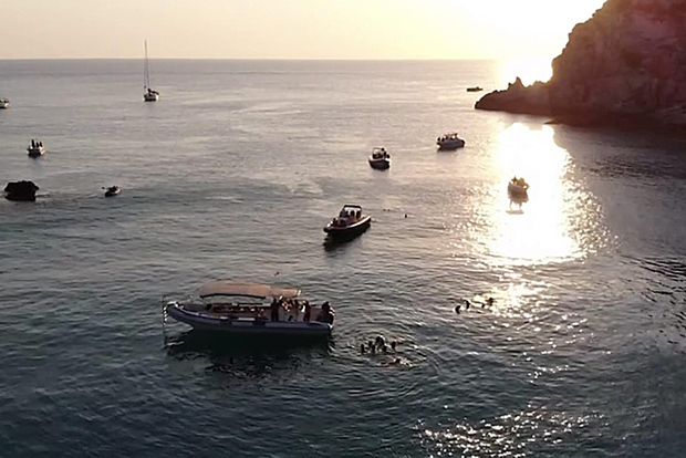 Тропеа: закатный тур в Капо Ватикано с аперитивом