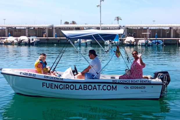 Fuengirola senza licenza in barca da 2 a 4 ore