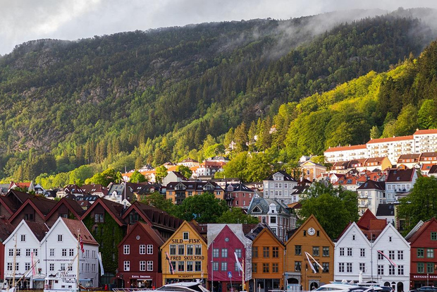 挪威沿海城市:智能手机语音导览应用程序