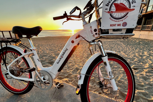 Los Angeles: Beach E-Bike Ride Redondo Beach to Santa Monica