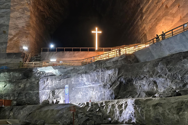 Bucarest: gita di 1 giorno alla miniera di Slănic Prahova e al monastero di Snagov