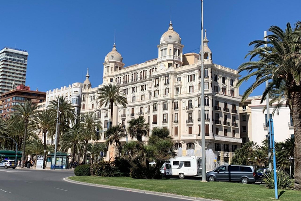 From Albir and Benidorm: Day Trip to Alicante by Coach