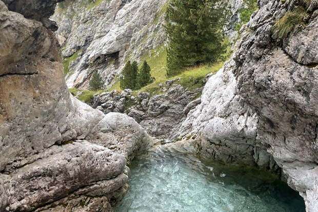 Aventura de barranquismo en Sella