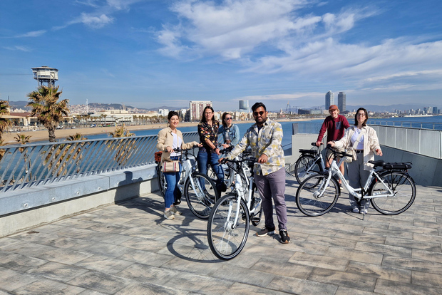 巴塞罗那照片精选 4 小时小团体电动自行车之旅
