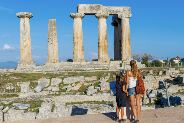 Atene: Antica Corinto e Nauplia: escursione di un giorno con bagno