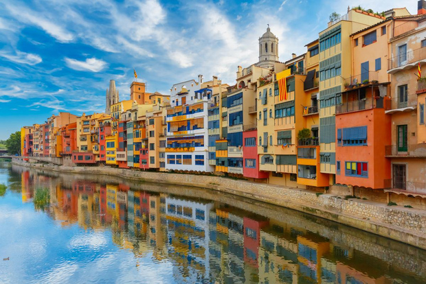 From Barcelona: Girona, Figueres, Dalí Museum, and Cadaqués