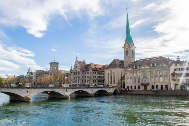 Zürich: Expresspromenad med en lokal guide på 60 minuter